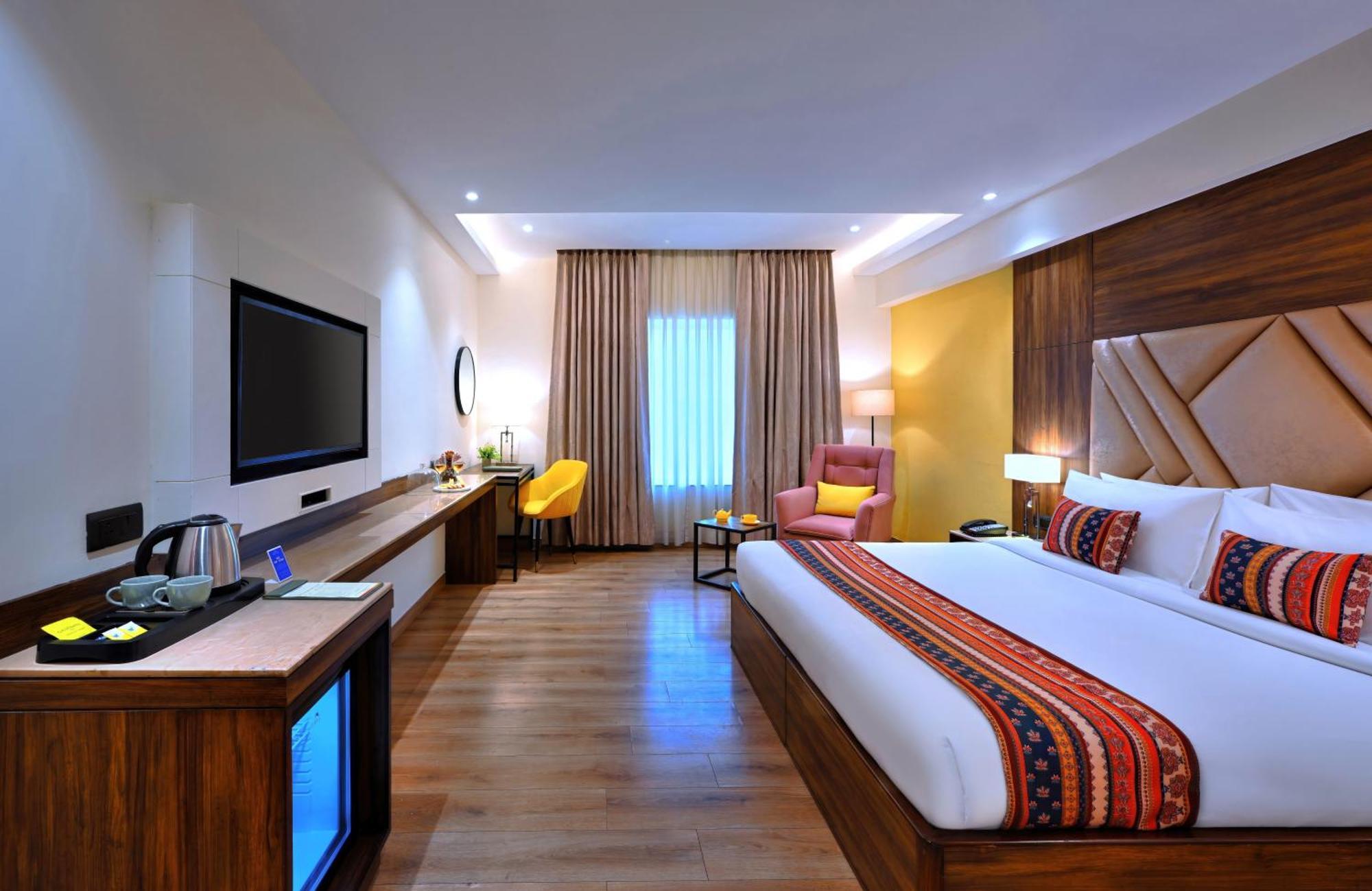 Готель Golden Tulip Agra Агра Екстер'єр фото